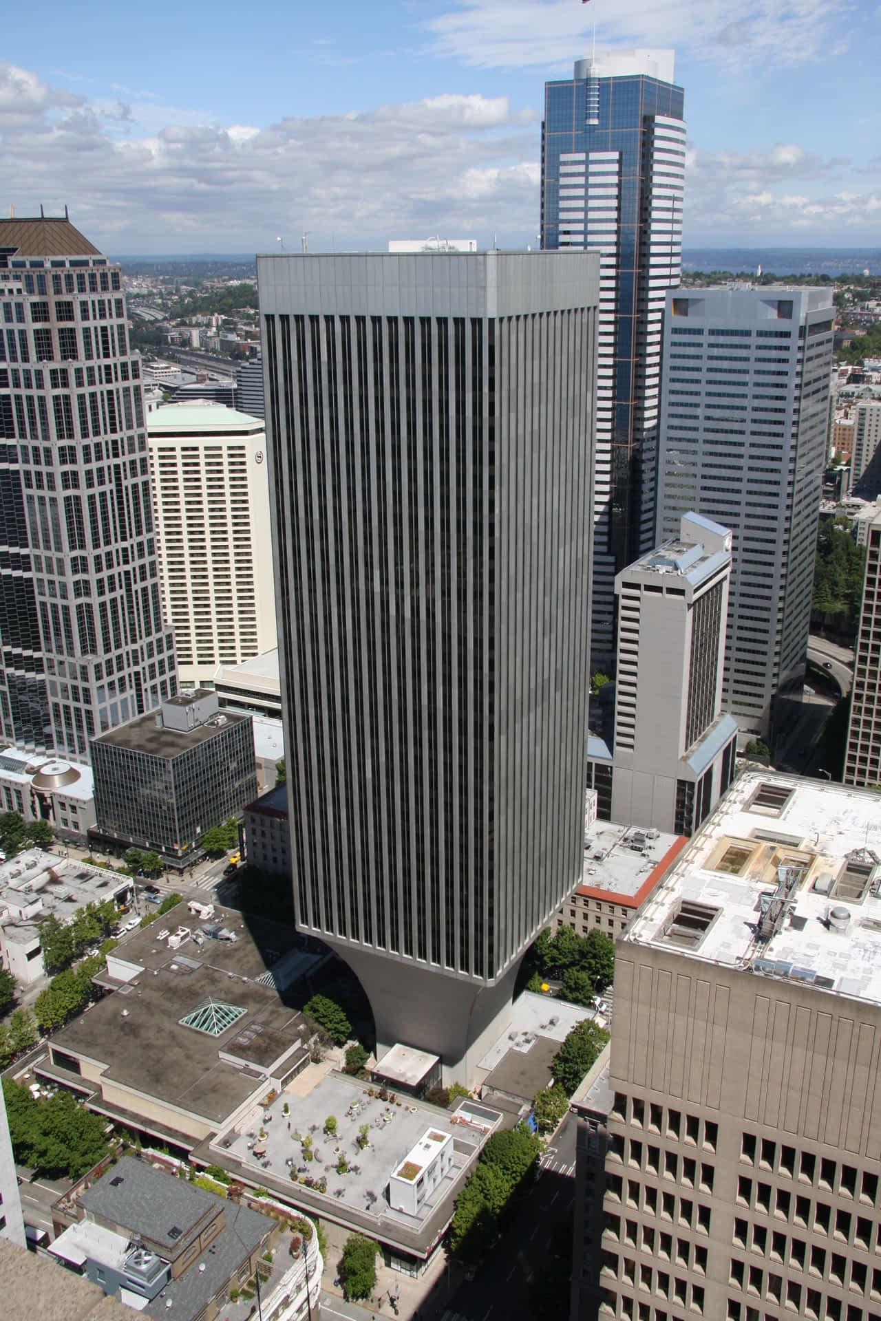 World Trade Center / Minoru Yamasaki Associates + Emery Roth & Sons. Image © Wikipedia Commons 레이니어 타워